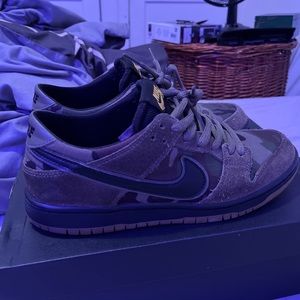 Nike sb dunk low camo